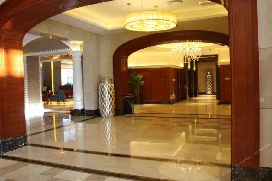 Grand Skylight International Hotel Ganzhou Chang Zhen Avenue Exterior foto